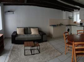 Petite maison tranquille，位于Pleugriffet的酒店