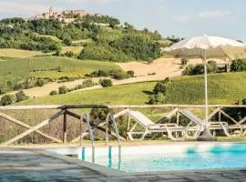 Villa con Piscina, Relax e Natura nelle Marche by WeHostYou