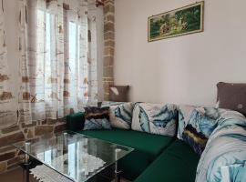 Traditional house in the centre of Kymi，位于凯米的酒店