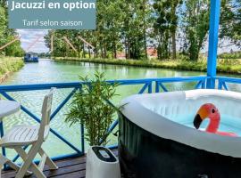 Cottage flottant terrasse gamme supérieure option jacuzzi proche Dijon