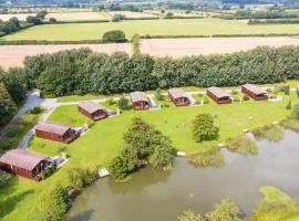 Paradise Lakeside Lodges