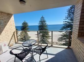 Seaview Escape Glenelg，位于格莱内尔格的酒店