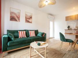 Bel appartement neuf en plein centre，位于布朗托姆的酒店