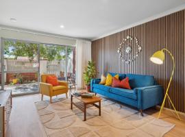 Happy Stays Classic Mid-Century Modern Escape，位于珀斯的酒店