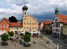 Hotel Goldener Adler Immenstadt im Allgäu，位于阿尔高内的伊门施塔特的酒店