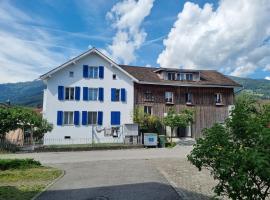 Apartement with selfcatering，位于布克斯的酒店