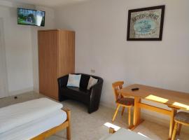 Hotel Kremer，位于比兴博伊伦的酒店