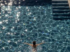 LOISIUM Wine & Spa Hotel Champagne，位于Mutigny的酒店