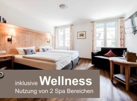 Grüner Baum Naturparkhotel & Schwarzwald-Restaurant，位于托特瑙的酒店