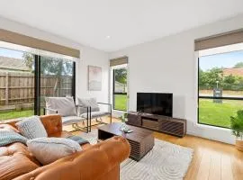 Domi Rentals - The Fregon Townhouse