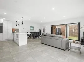 Domi Rentals - The Browns Residence