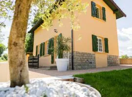 La Petite Maison Garde Barrière