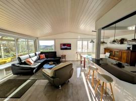 Renovated Villa with HotTub，位于拉诺伊韦维尔的酒店