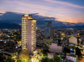 Seaside Boutique Hotel Nha Trang Beach，位于芽庄的酒店