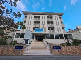 New Bristol Sport Hotel，位于切塞纳蒂科的酒店