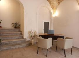 Palazzo Schirù，位于Troia的酒店