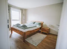 EulenNest Spacious Cozy Home with Private Garden