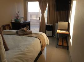 Addo River Den，位于Gqeberha的酒店