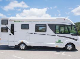 Autocaravaning Menorca，位于费雷列斯的酒店