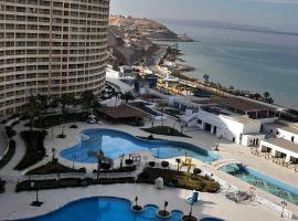 Apartment Porto Sokhna pyramids family only，位于艾因苏赫纳的酒店