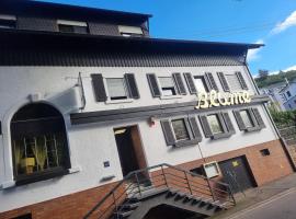 Gasthaus & Pension Bracki gusti，位于巴登-巴登的酒店
