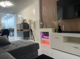 Stylish and renovated house，位于库列拉的酒店