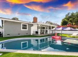 Love & LuxuryHeart Shaped Pool Paradise
