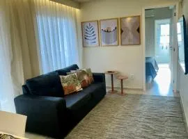 UH HOUSE 83 , Estacionamento, TV58 pol ,45m2, Bela Vista