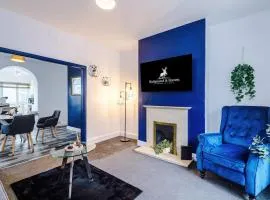 Charming 2 Bed House, Sleeps 6, Free parking, Contractors welcome