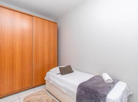 Centro de BSB - quarto duplo，位于巴西利亚的酒店