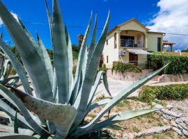 Apartments with parking space Sali, Dugi otok - 24032，位于萨利的住宿