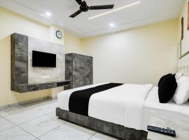 Hotel O RichFeel，位于Harsola的酒店