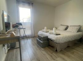 Luxury apartment near CDG & Parc Asterix，位于Vémars的豪华酒店