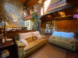 Casa Los Josuco，位于Collado的酒店