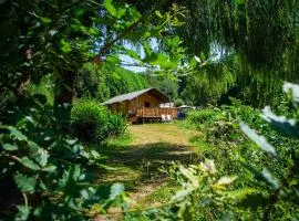 Camping Domaine le Peyral - Le Papillon Lodge