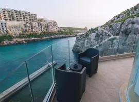 Water's Edge Suite Xlendi with Direct Sea Access