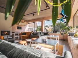 Daft Hotel & Glamping，位于马尔梅迪的酒店