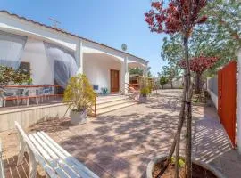 Villa Tati 1 a soli 550 mt dal mare di Torre Colimena