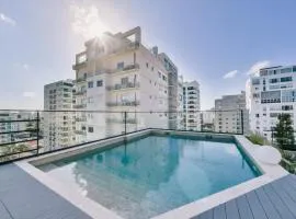 Breakfast included Regatta living II 504