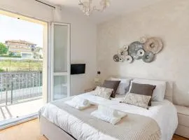 Lovely apartment with private parking