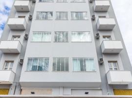 Campos RJ Center Hotel by Castelo Itaipava，位于坎普斯戈伊塔卡济斯的酒店