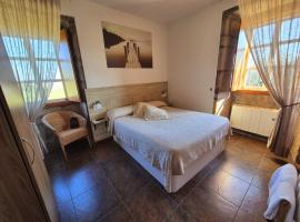 Albergue Rectoral San Mamede da Pena EXCLUSIVE FOR PILGRIMS，位于内格雷拉的酒店