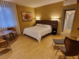 Albergo Trieste Boves - Ricetto Suite，位于Boves的酒店
