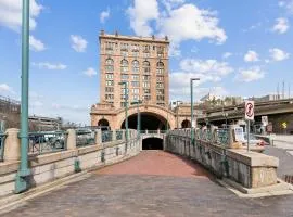 Placemakr Downtown Pittsburgh