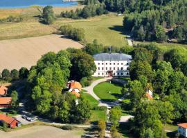 胡斯比沙特利酒店，位于南雪平的酒店