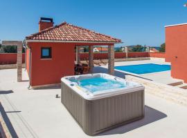 Stunning Home In Zaboric With Sauna，位于扎博里克的酒店