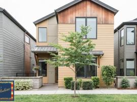 THE PENDLETON - Walkable - Arcade Loft - Modern- Light & Bright，位于尤金的酒店