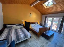 On Site Parking King Master Suite UCSD Walk，位于圣地亚哥的酒店