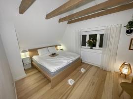 Modern & Unique property in Odense centrum - FREE PARKING，位于欧登塞的酒店