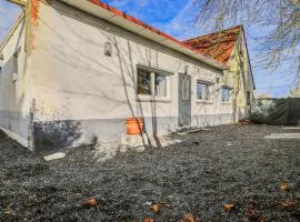 1 Bedroom Gorgeous Home In Saint-Josse